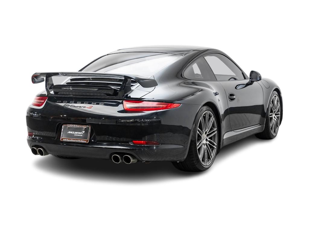Thumbnail: 2015 Porsche 911 - 25