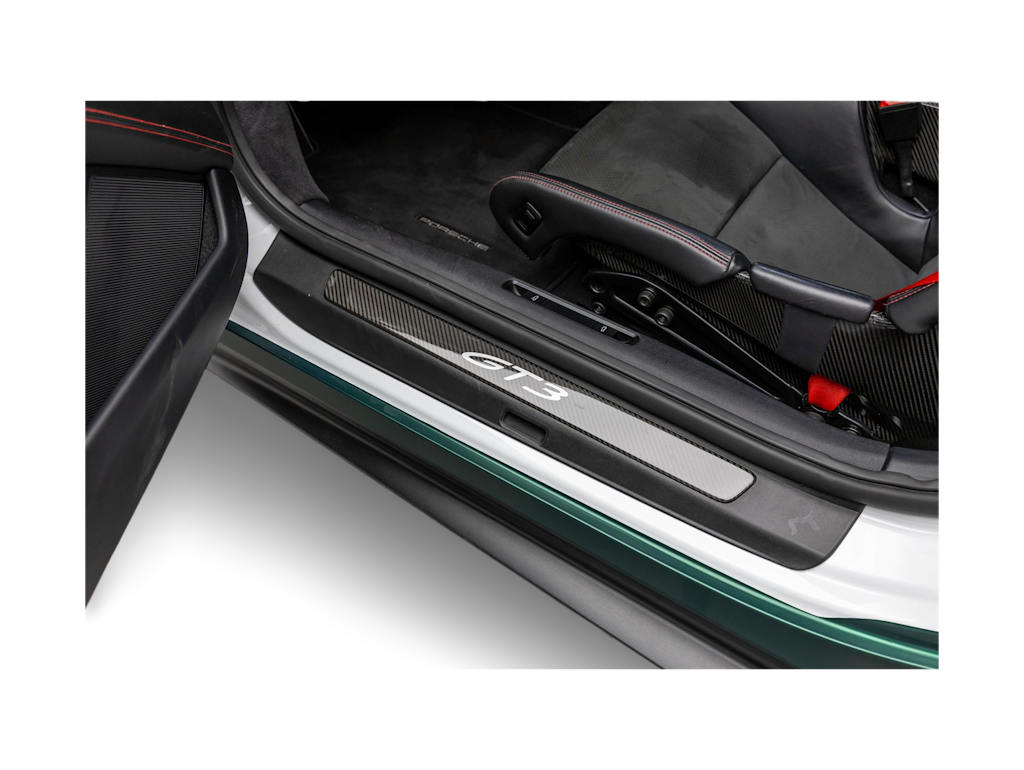 Thumbnail: 2023 Porsche 911 - 43