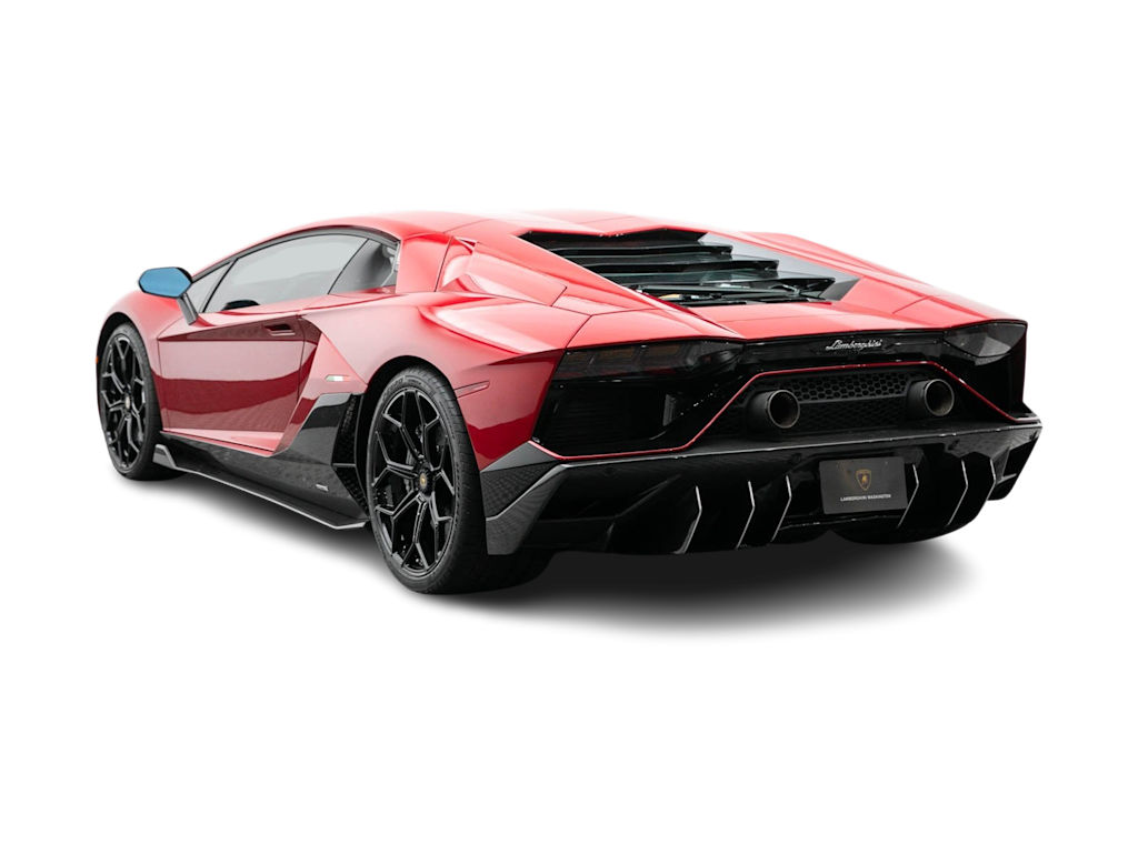 2022 Lamborghini Aventador  4