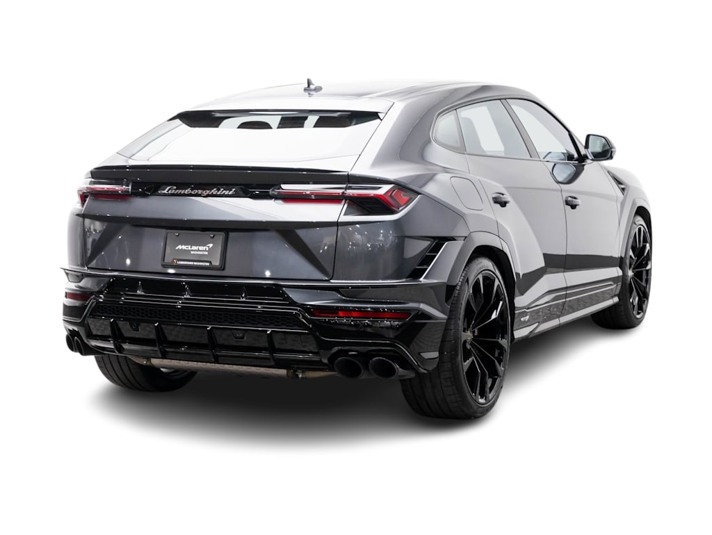 Thumbnail: 2023 Lamborghini Urus - 27