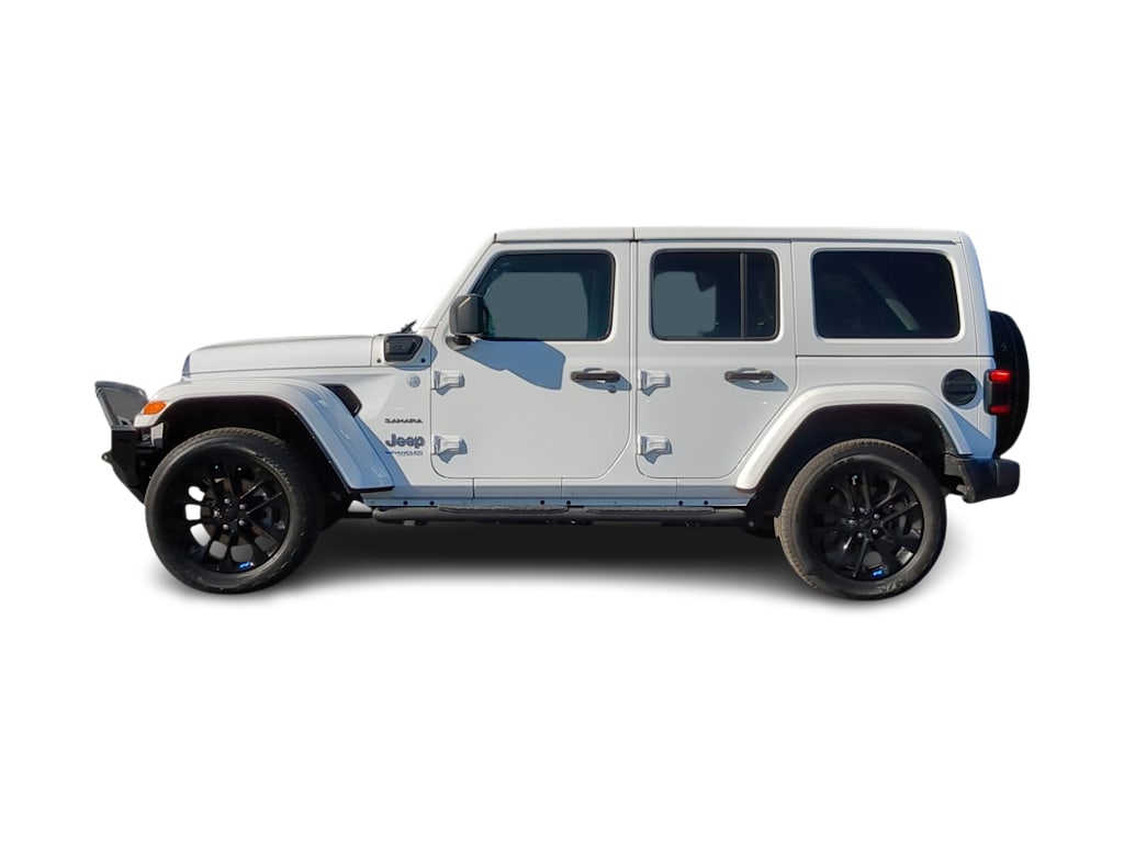 2022 Jeep Wrangler Unlimited Sahara 4xe 3