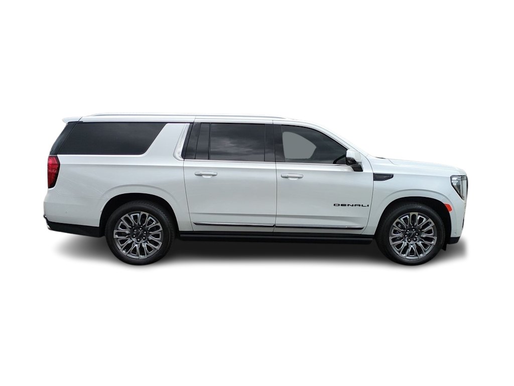 2024 GMC Yukon XL Denali Ultimate 24