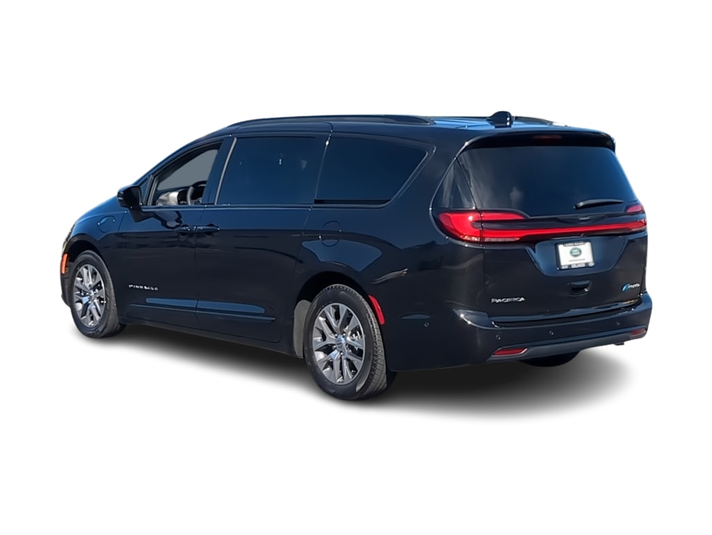 Thumbnail: 2024 Chrysler Pacifica - 4