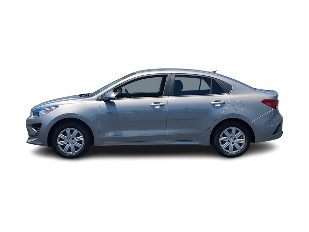 Thumbnail: 2022 Kia Rio - 3