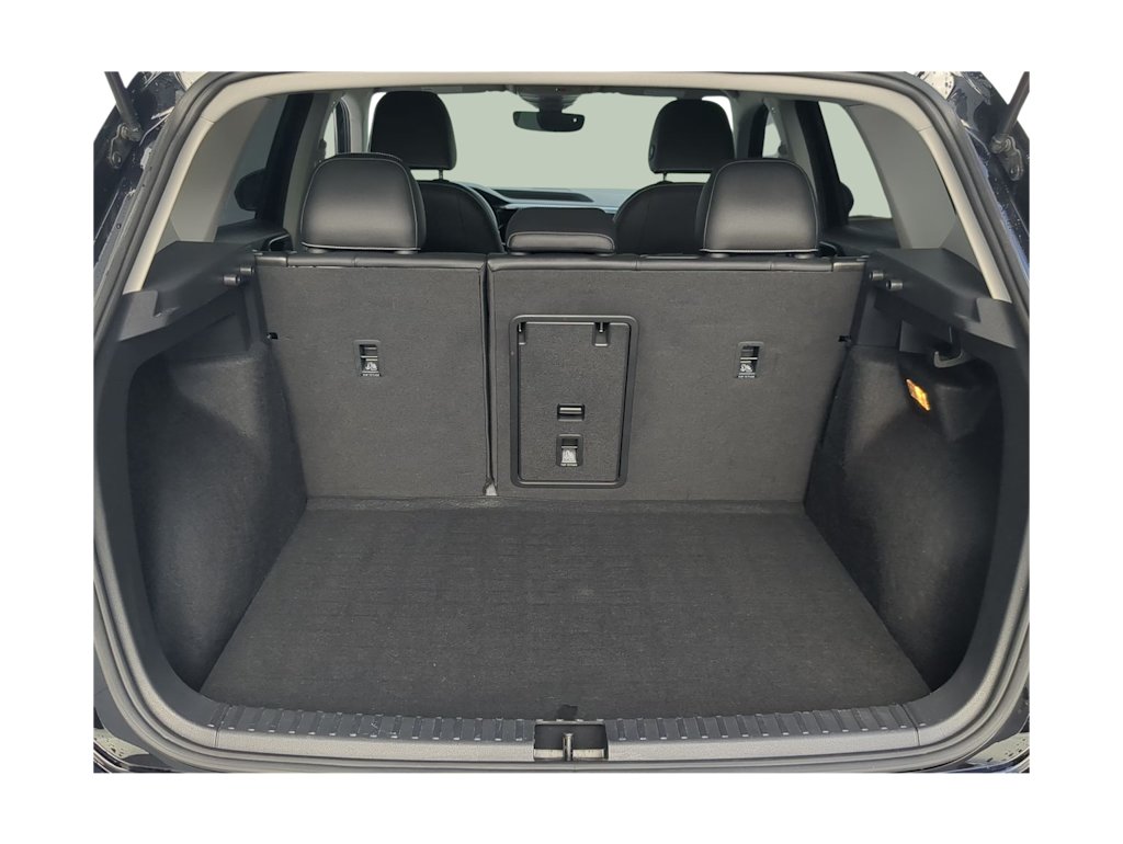 Thumbnail: 2023 Volkswagen Taos - 17