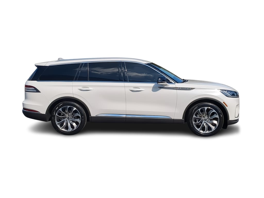 Thumbnail: 2025 Lincoln Aviator - 23