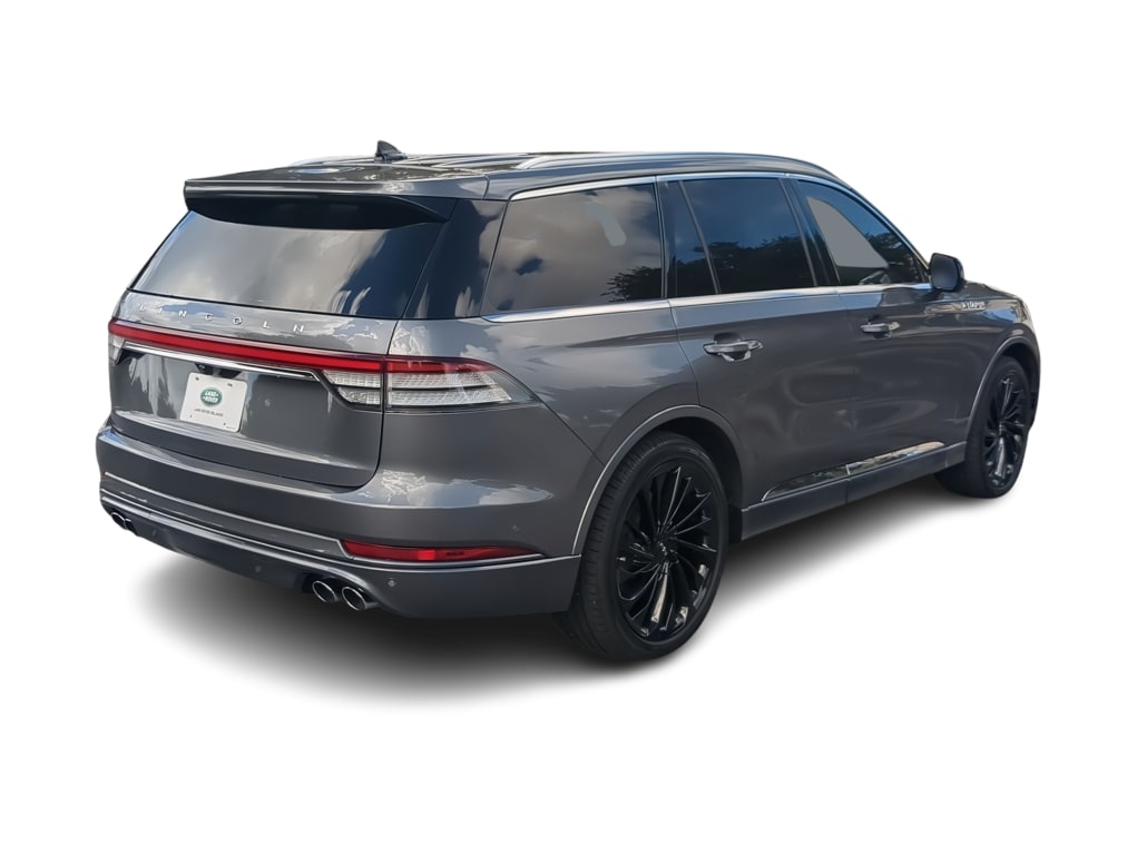 Thumbnail: 2022 Lincoln Aviator - 21