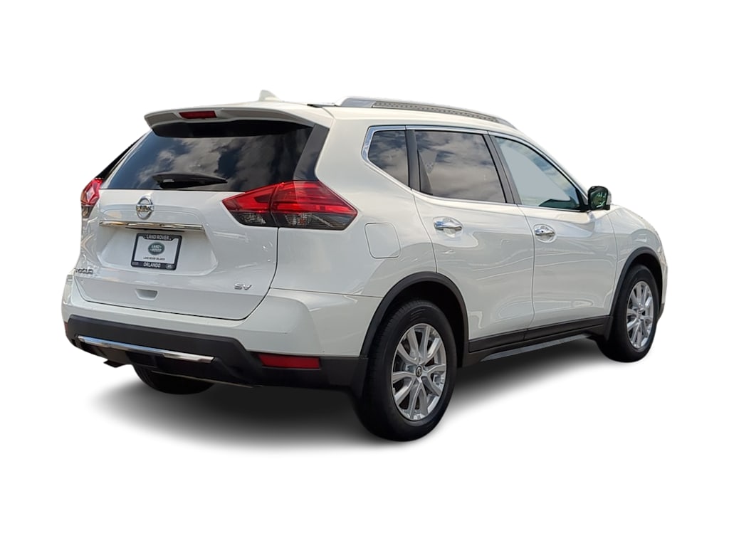 2017 Nissan Rogue SV 24