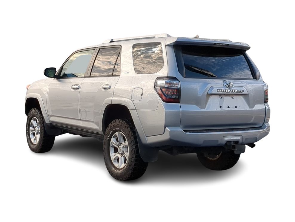 2016 Toyota 4Runner SR5 4