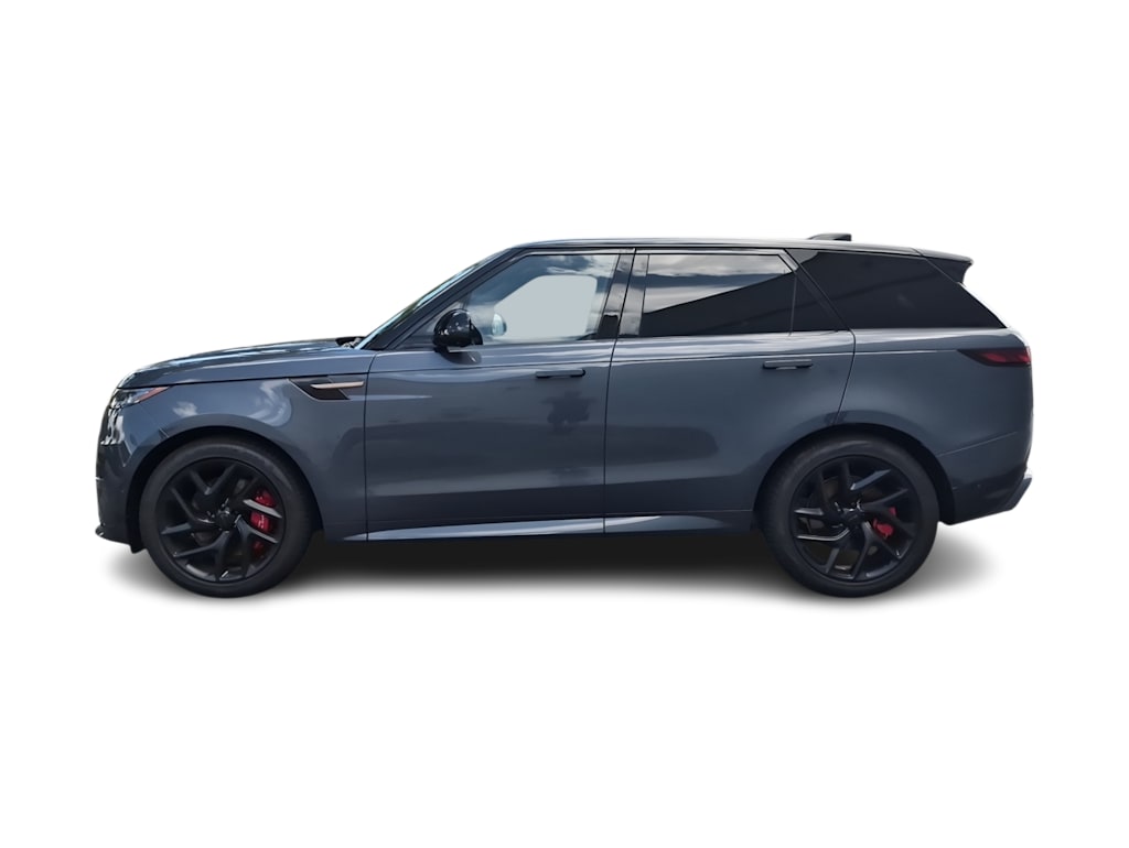 Thumbnail: 2026 Land Rover Range Rover Sport - 3
