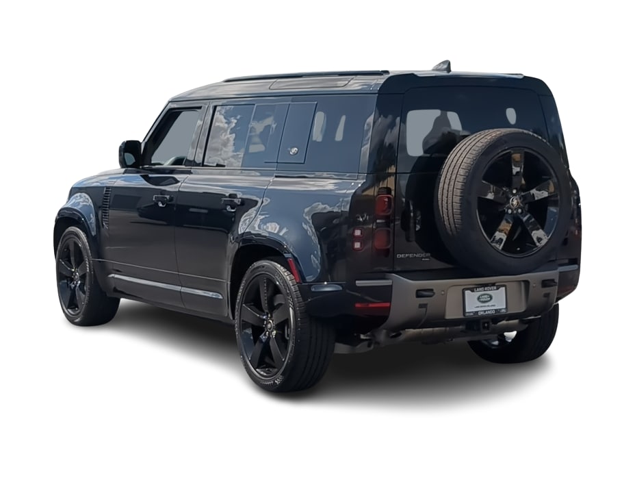 Thumbnail: 2023 Land Rover Defender - 4