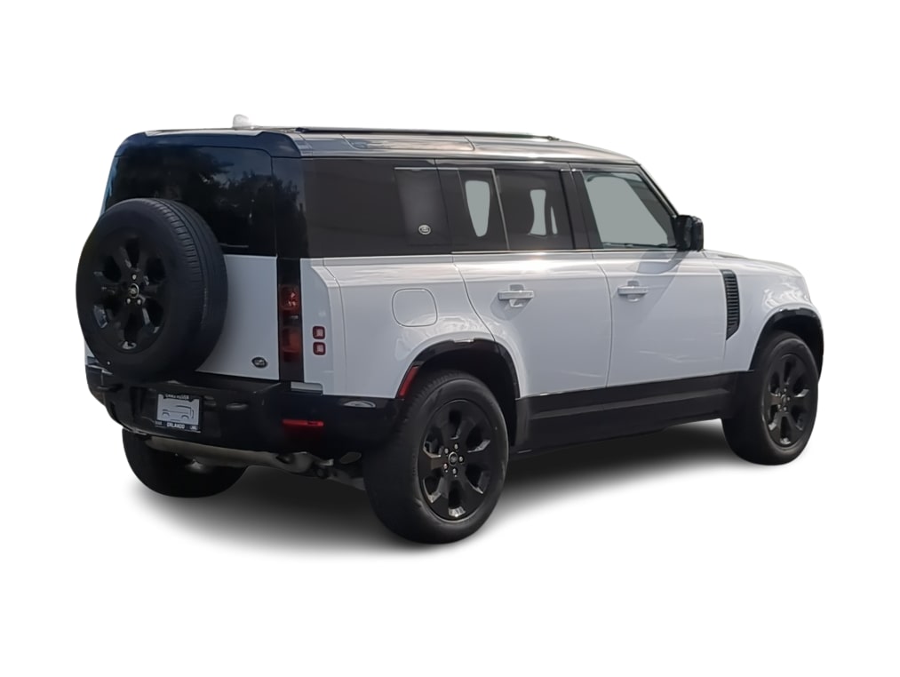 Thumbnail: 2022 Land Rover Defender - 22