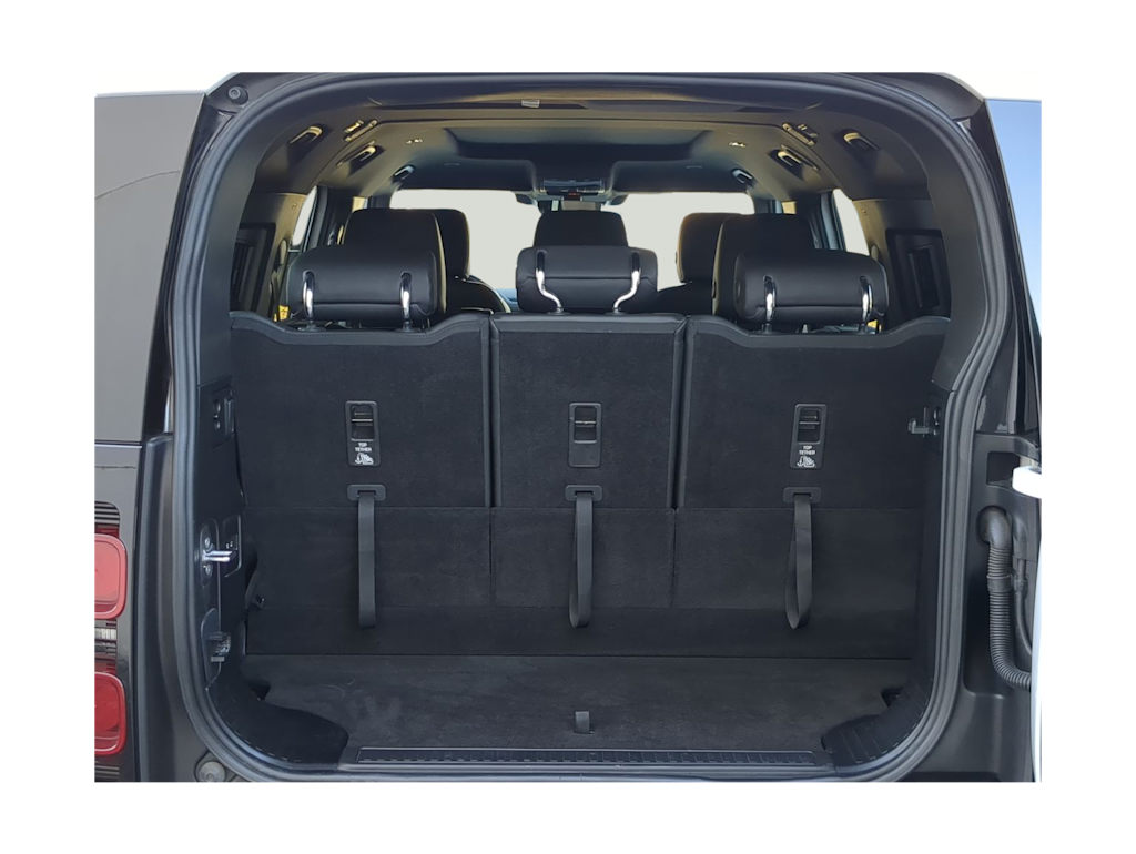 Thumbnail: 2024 Land Rover Defender - 15