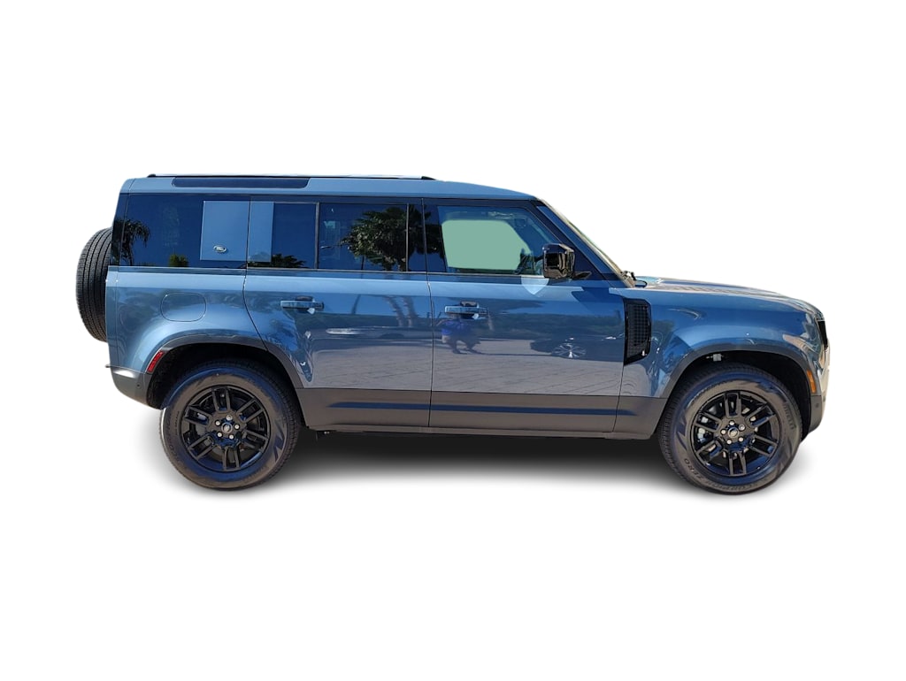 Thumbnail: 2024 Land Rover Defender - 20