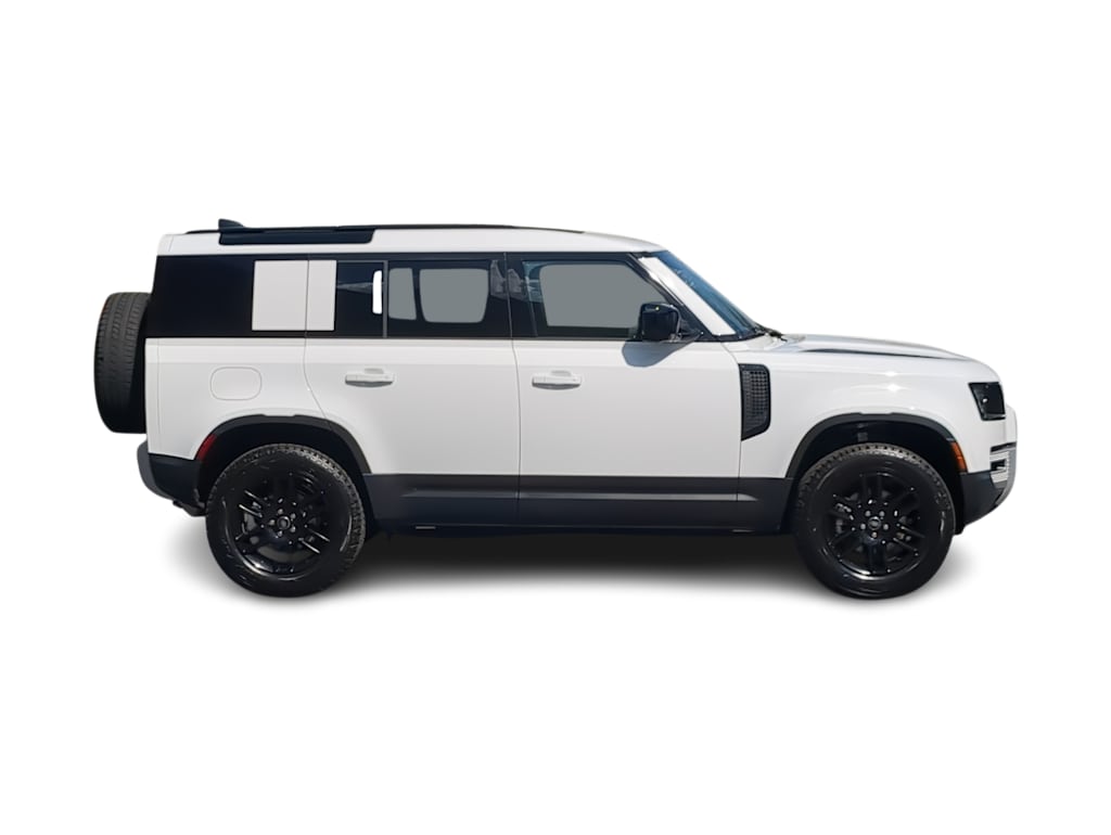Thumbnail: 2025 Land Rover Defender - 22
