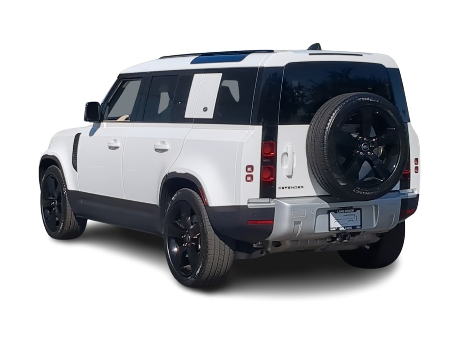 Thumbnail: 2022 Land Rover Defender - 21