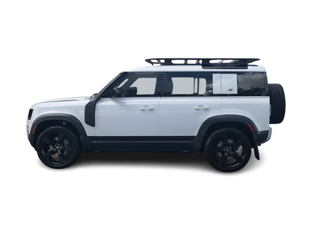 Thumbnail: 2022 Land Rover Defender - 3