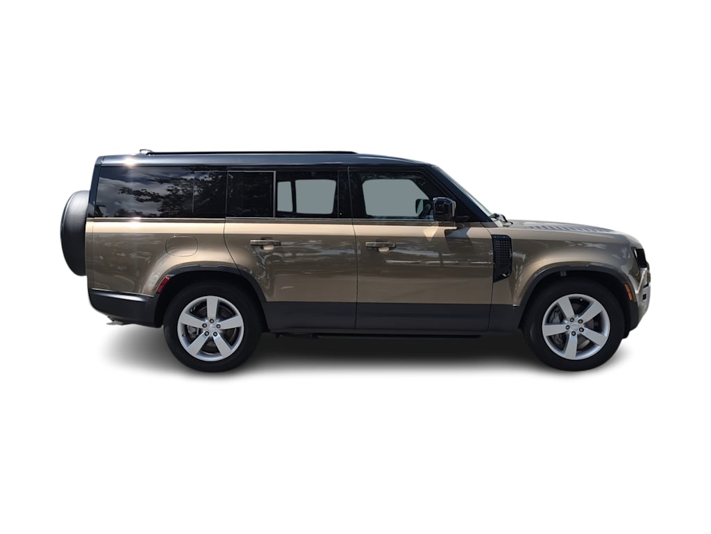 Thumbnail: 2025 Land Rover Defender - 22