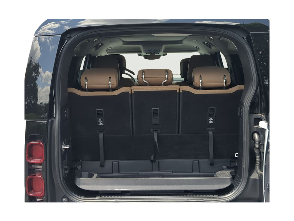 Thumbnail: 2025 Land Rover Defender - 36