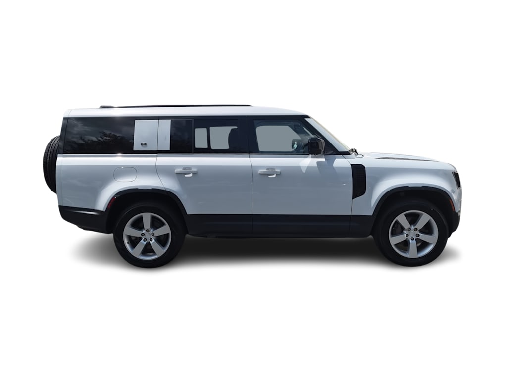 Thumbnail: 2023 Land Rover Defender - 18