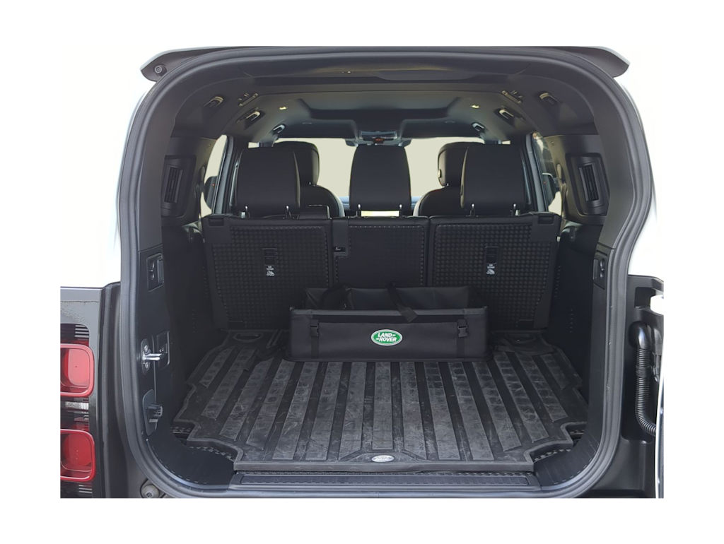 Thumbnail: 2024 Land Rover Defender - 17