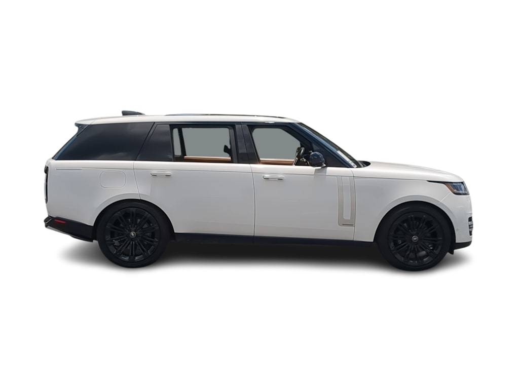 Thumbnail: 2023 Land Rover Range Rover - 24