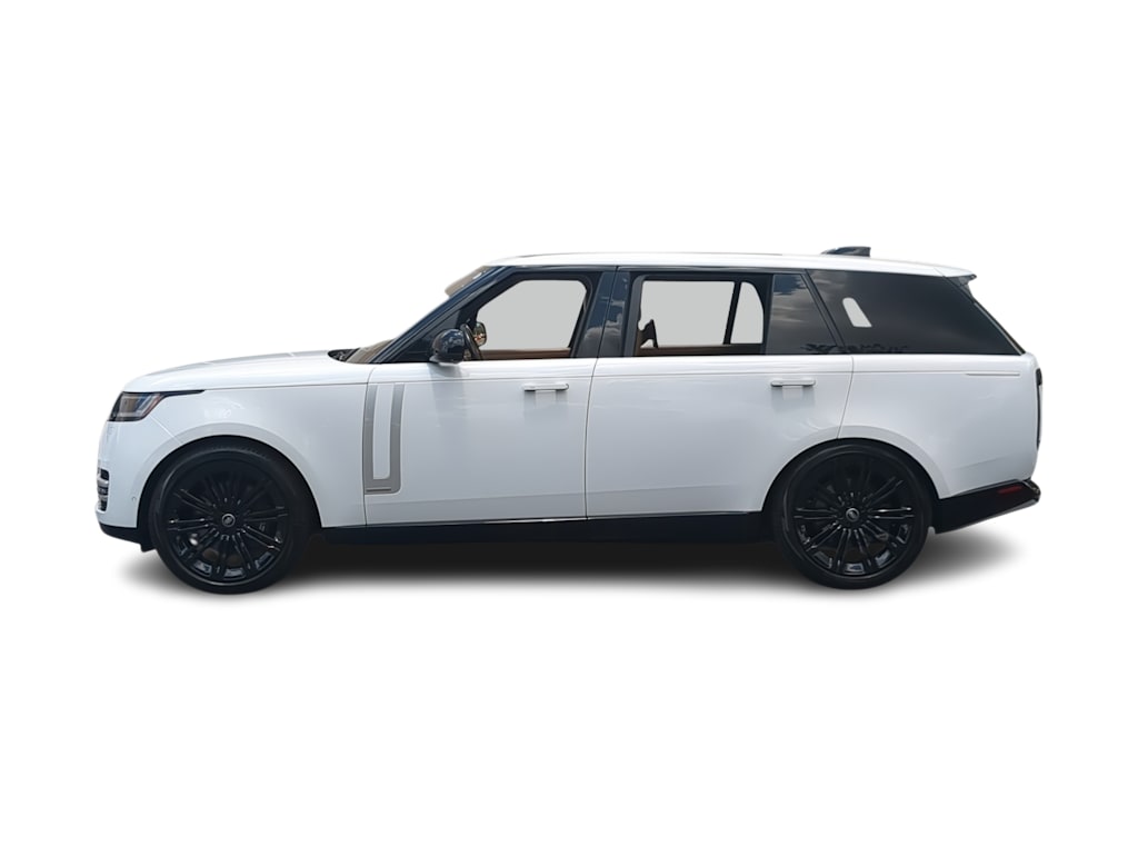 Thumbnail: 2023 Land Rover Range Rover - 3