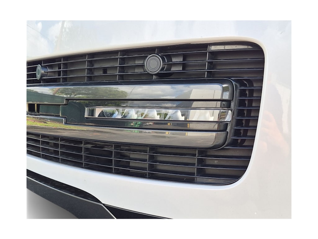 Thumbnail: 2024 Land Rover Range Rover - 24
