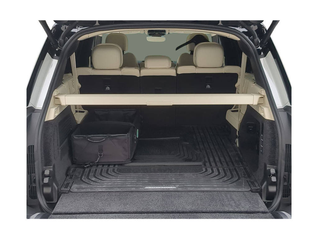 Thumbnail: 2025 Land Rover Range Rover - 14