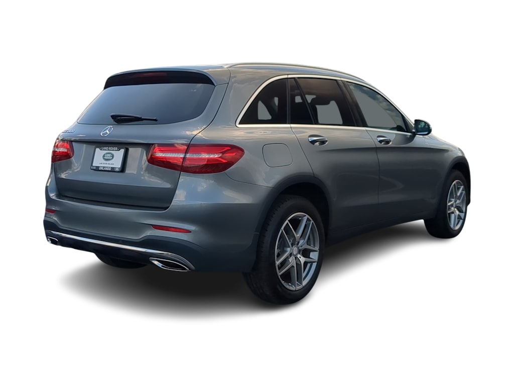 Thumbnail: 2016 Mercedes-Benz GLC - 24
