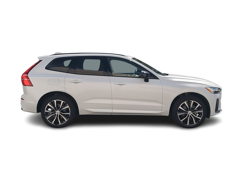 Thumbnail: 2025 Volvo XC60 - 23