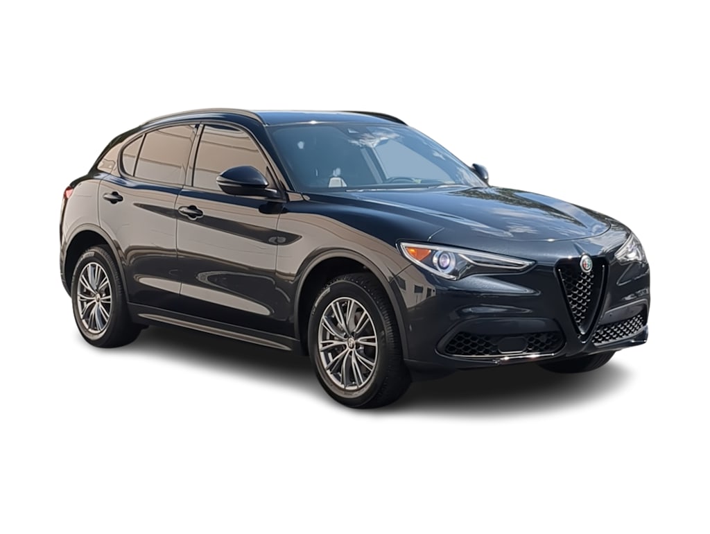 Thumbnail: 2022 Alfa Romeo Stelvio - 20