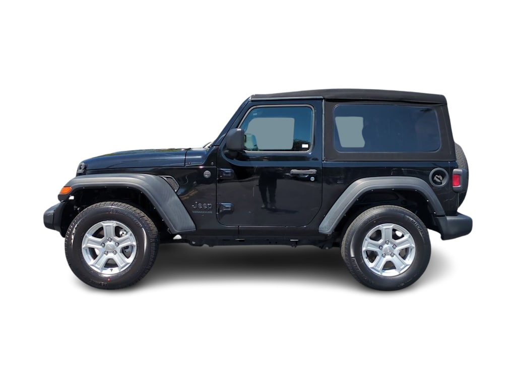 Thumbnail: 2022 Jeep Wrangler - 3