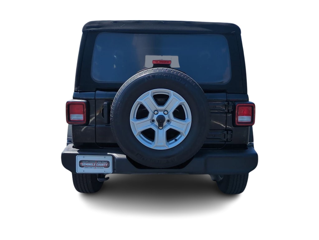 Thumbnail: 2022 Jeep Wrangler - 5
