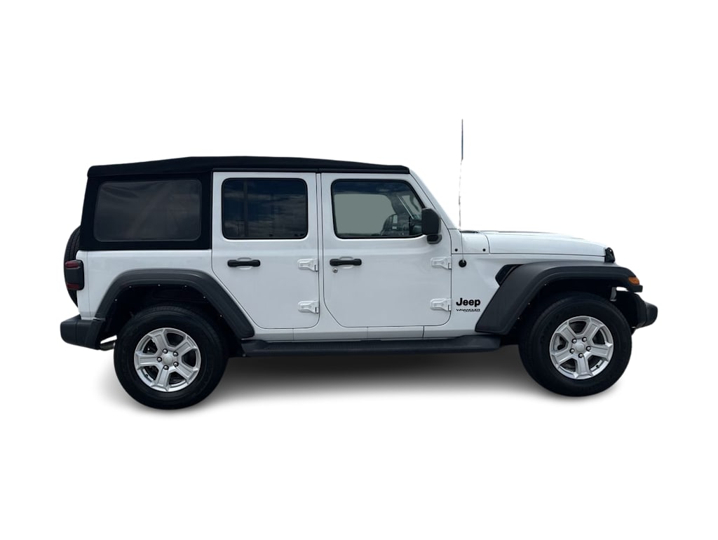 Thumbnail: 2022 Jeep Wrangler - 26