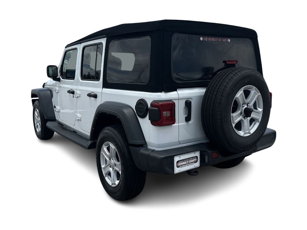 Thumbnail: 2022 Jeep Wrangler - 23