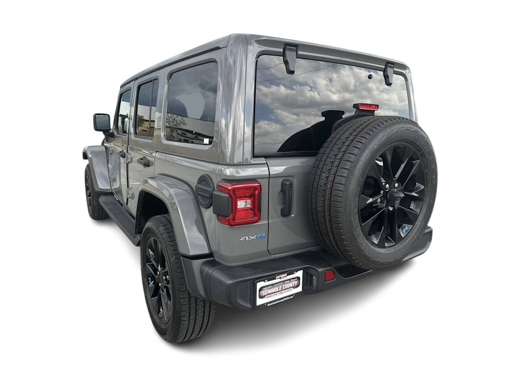 Thumbnail: 2022 Jeep Wrangler - 23