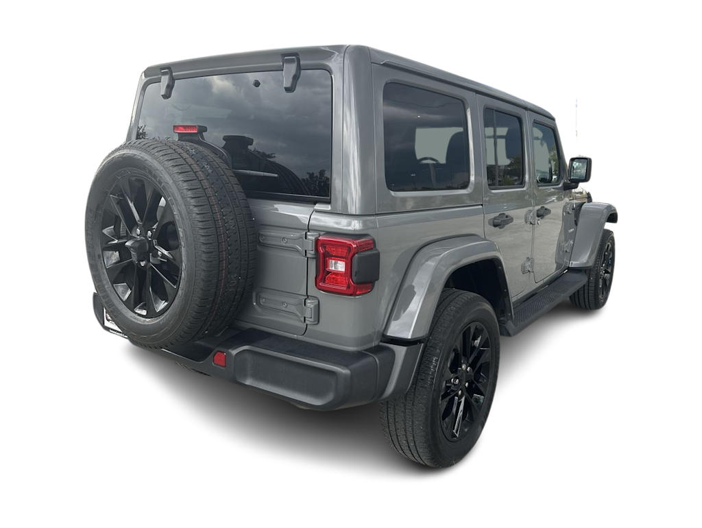 Thumbnail: 2022 Jeep Wrangler - 25