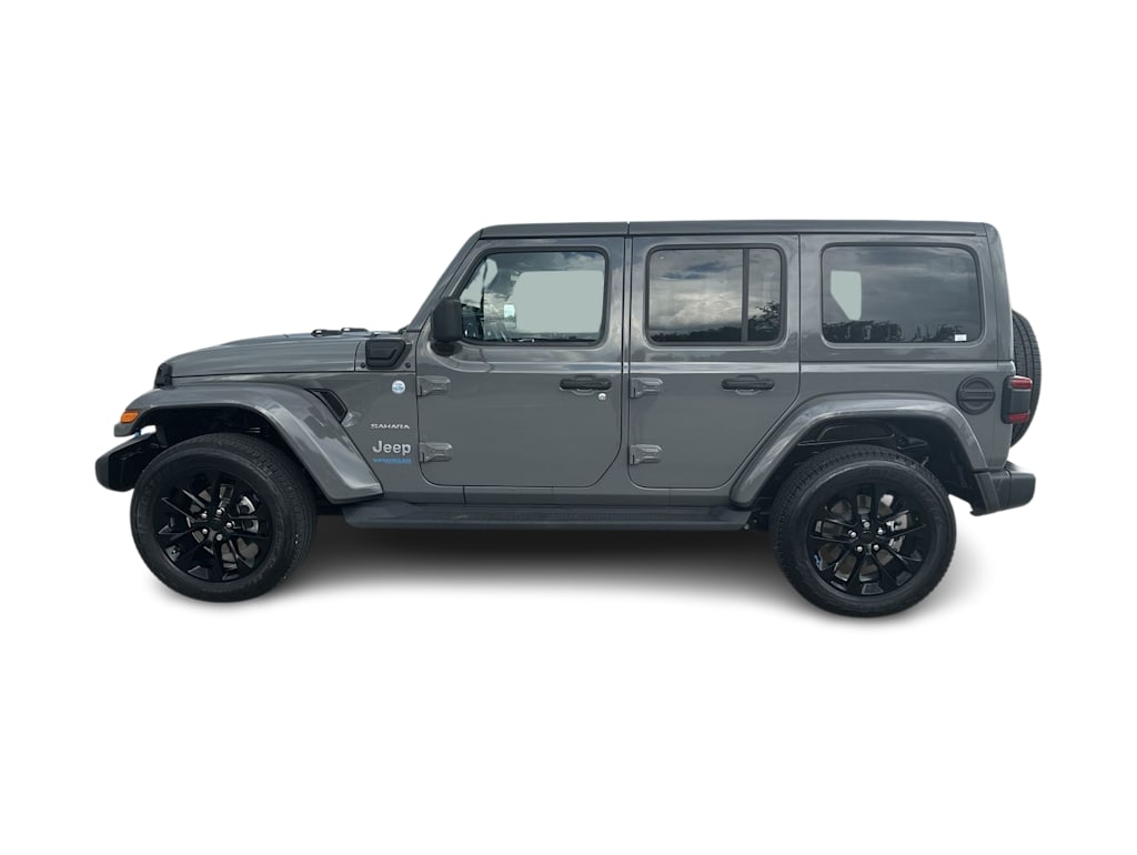 Thumbnail: 2022 Jeep Wrangler - 22