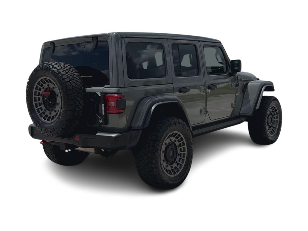 Thumbnail: 2021 Jeep Wrangler - 23