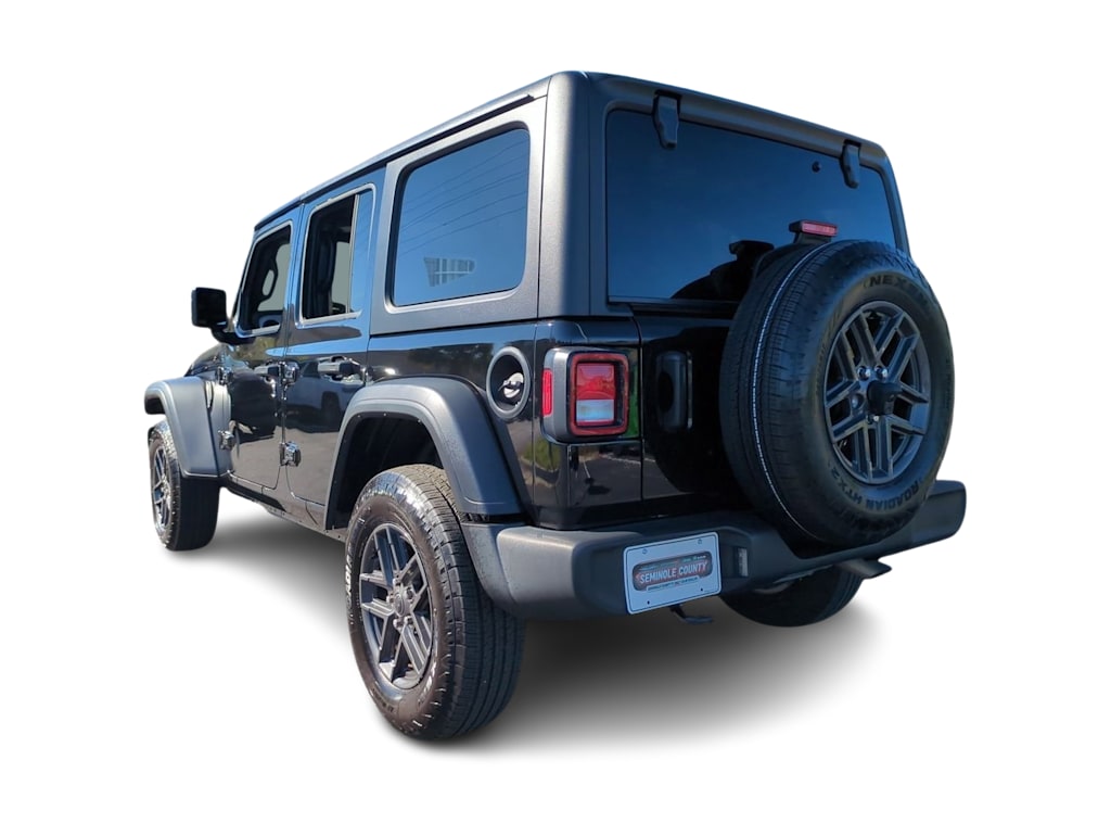 Thumbnail: 2024 Jeep Wrangler - 22