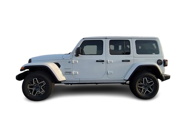 2024 Jeep Wrangler Sahara 3