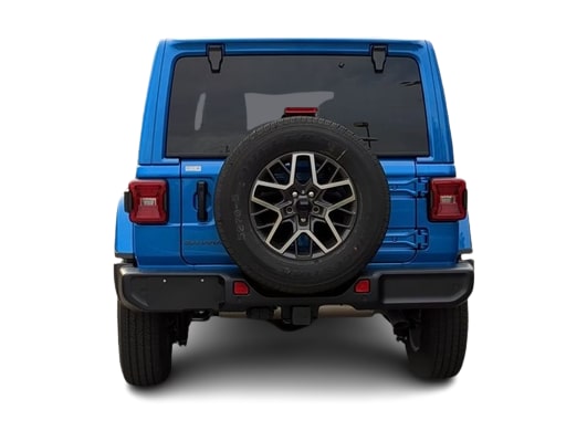 2025 Jeep Wrangler Sahara 5