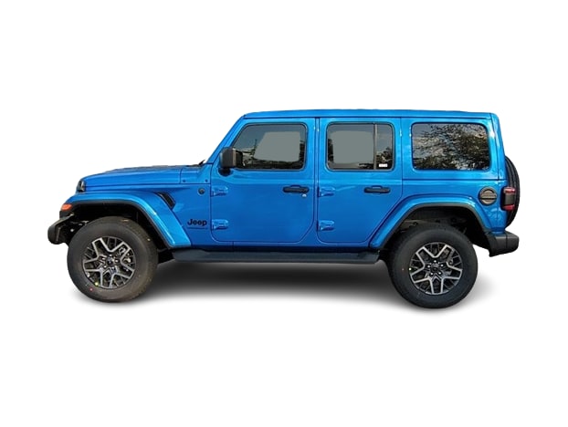 2025 Jeep Wrangler Sahara 3