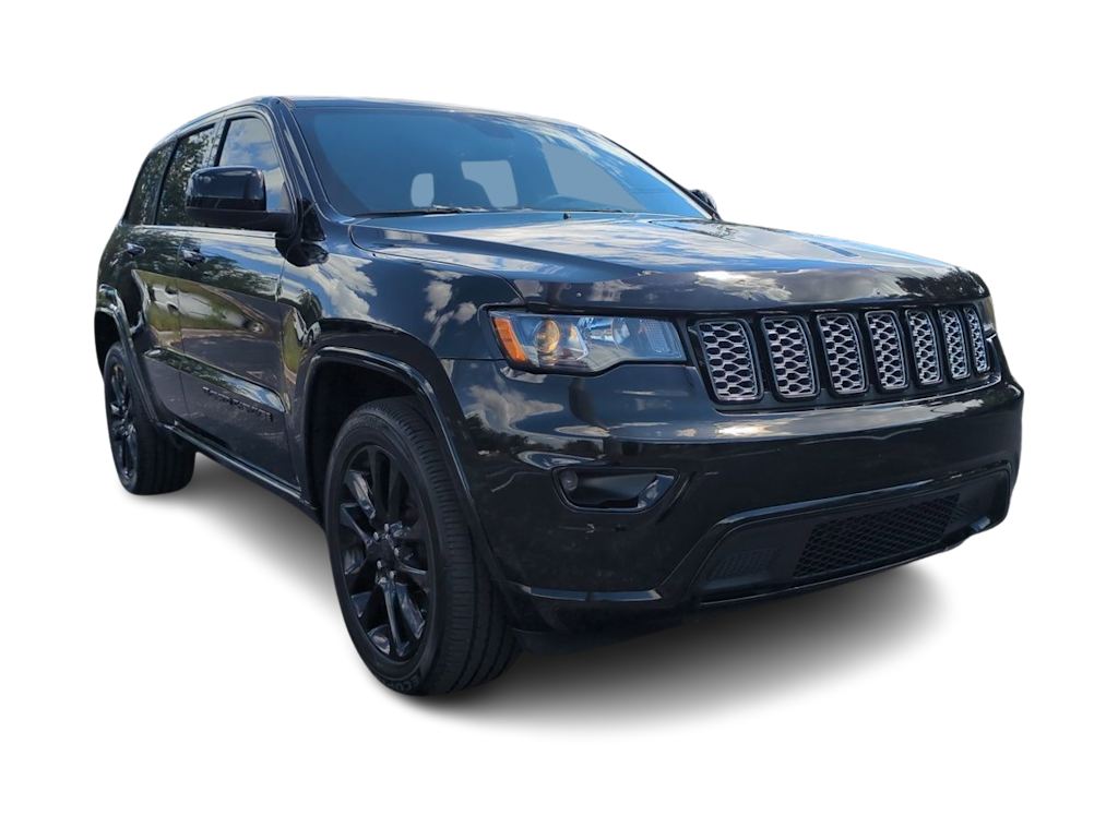 Thumbnail: 2022 Jeep Grand Cherokee - 20