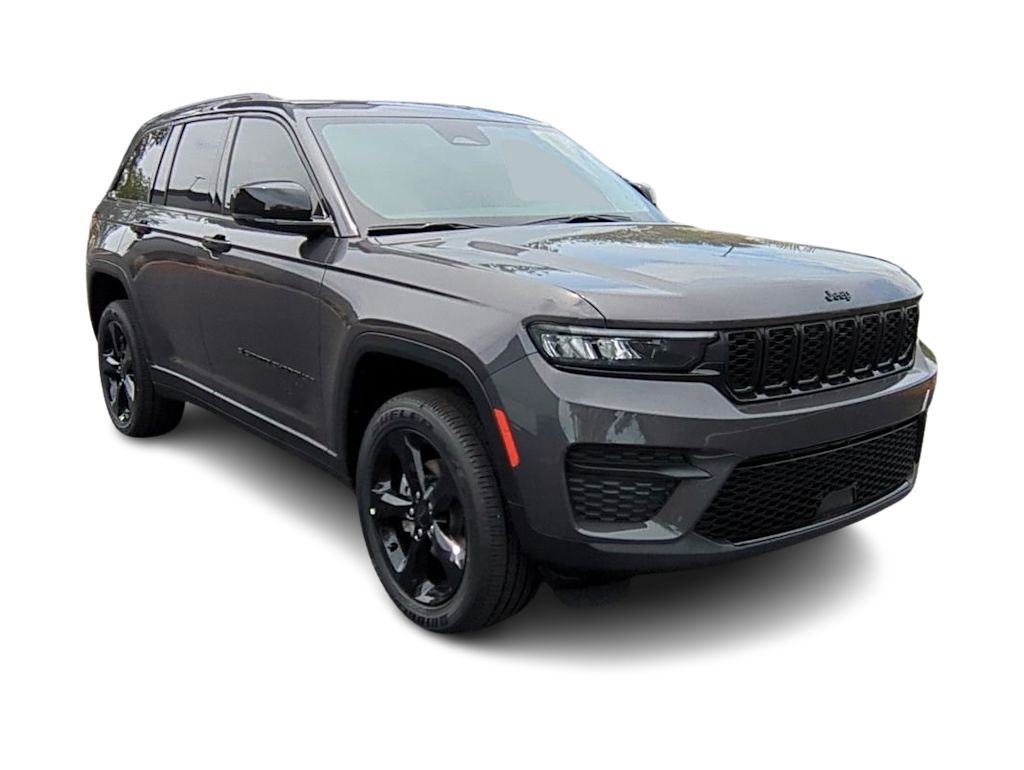 2025 Jeep Grand Cherokee Altitude 19