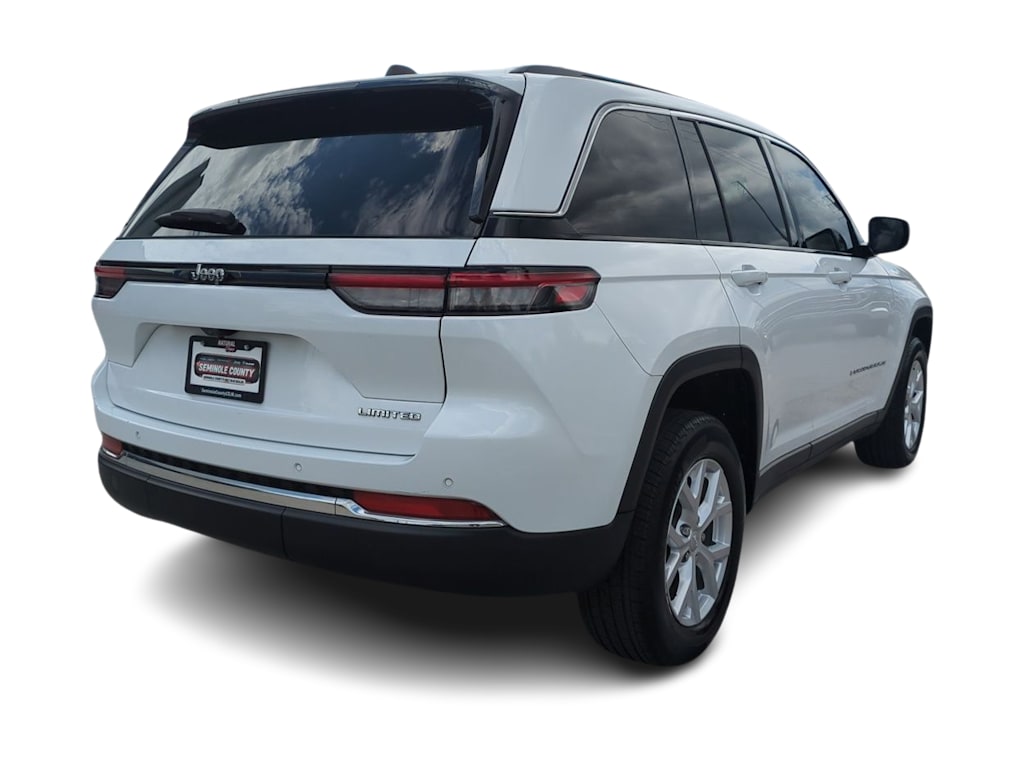 Thumbnail: 2023 Jeep Grand Cherokee - 23