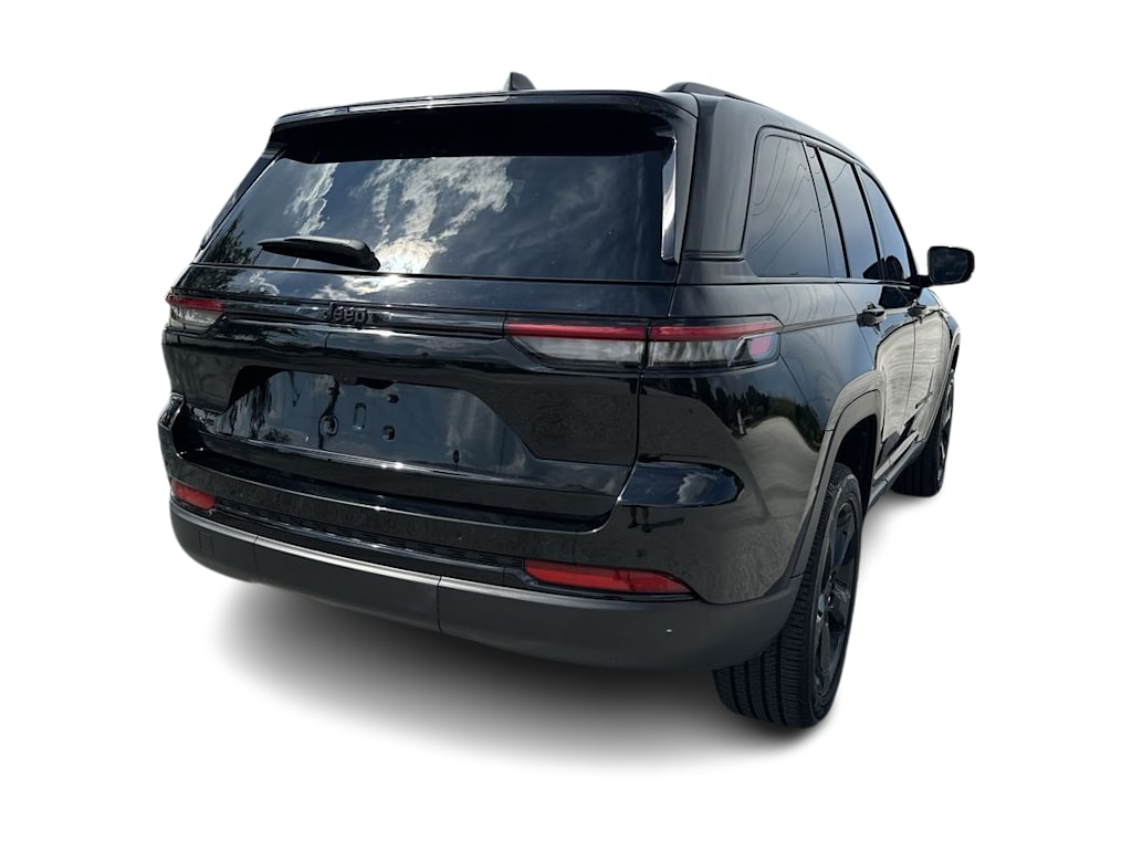 Thumbnail: 2025 Jeep Grand Cherokee - 14