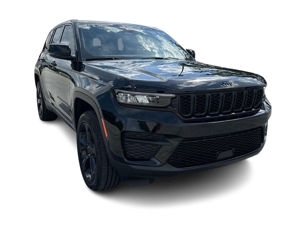 Thumbnail: 2025 Jeep Grand Cherokee - 16
