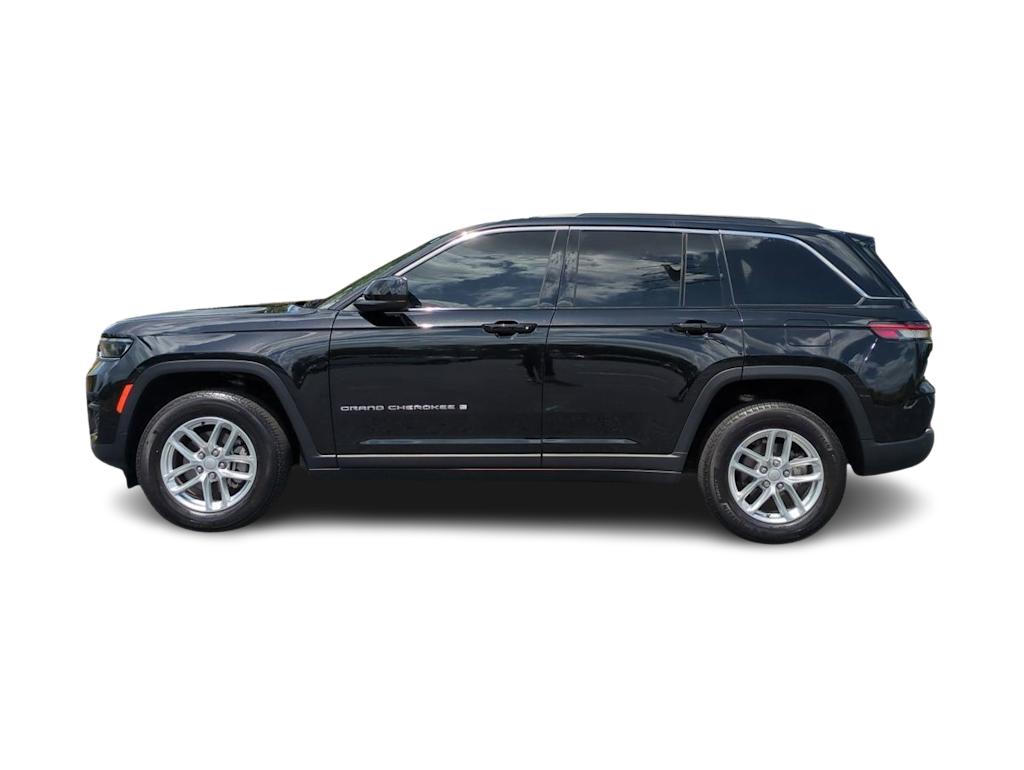 Thumbnail: 2024 Jeep Grand Cherokee - 3